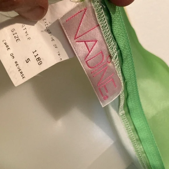 Green gown fully lined with strappy back size Small - Picture 6 of 10